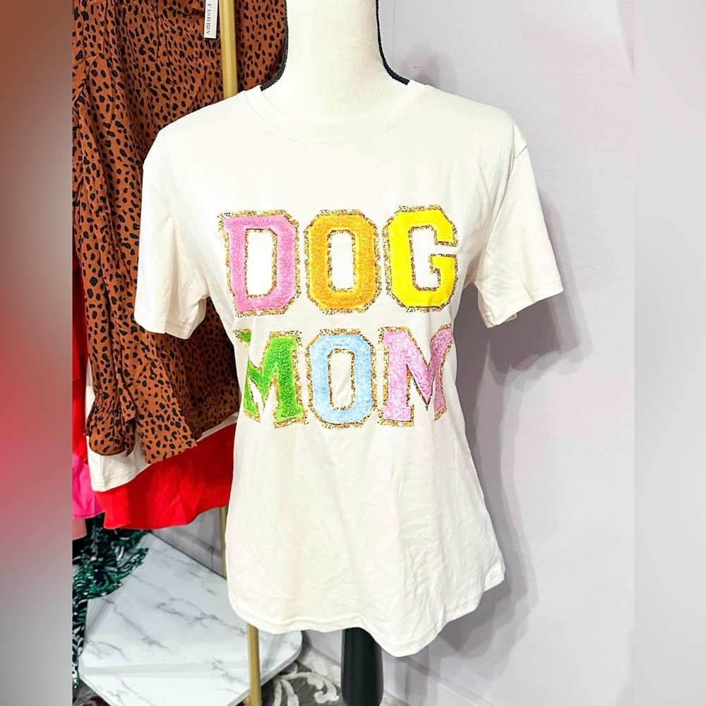 ✨NEW✨Dog Mom Shirt!